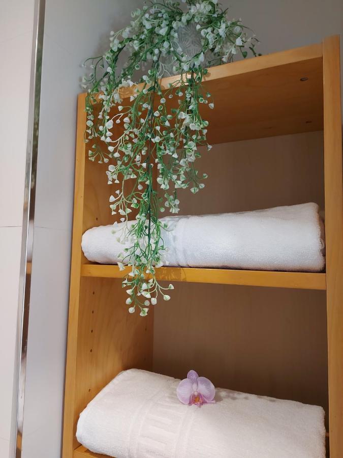 Apartamento Las Floritas Málaga Exteriör bild